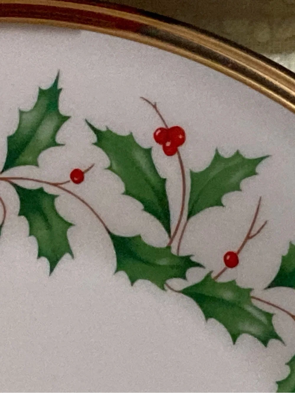 Lenox Holiday Holly Round Ceramic Salad Plates with Gold Rim
